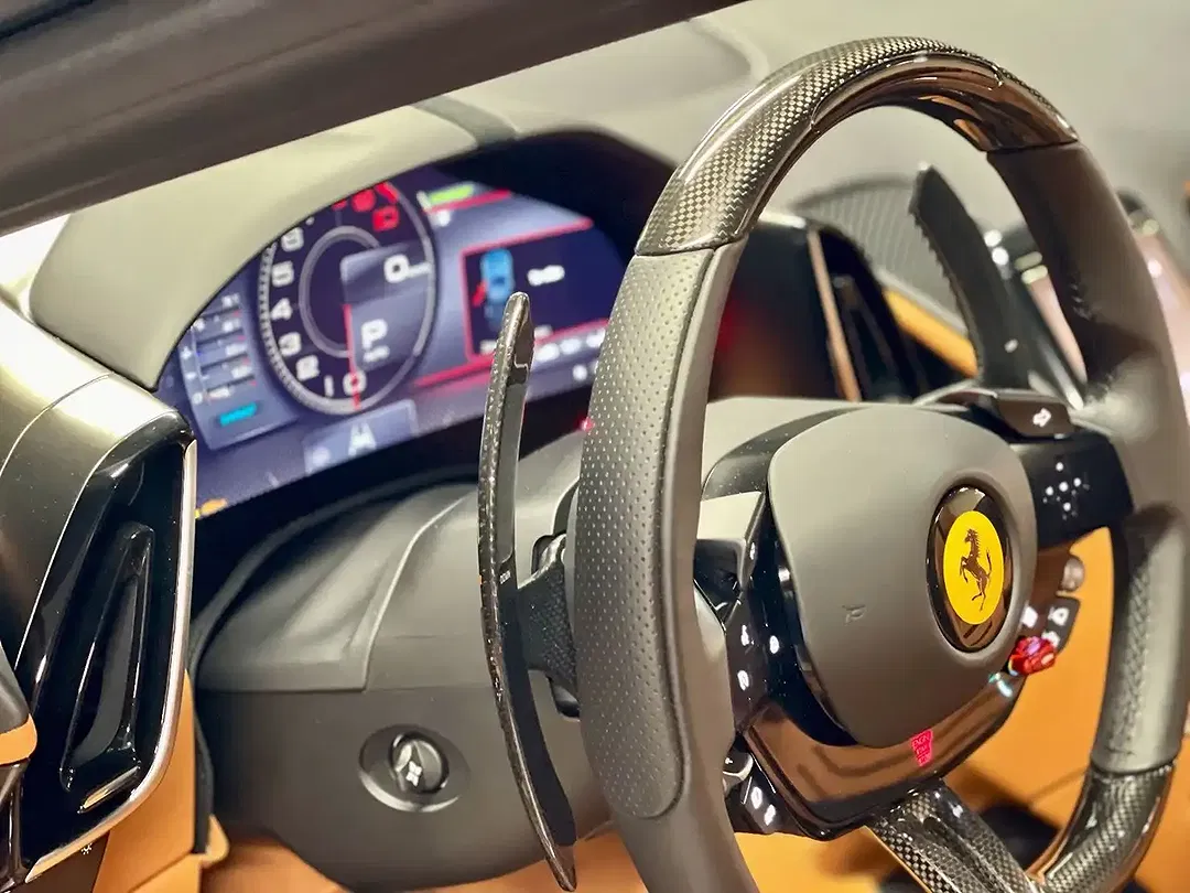 Ferrari Roma Spider - Thumbnail 14