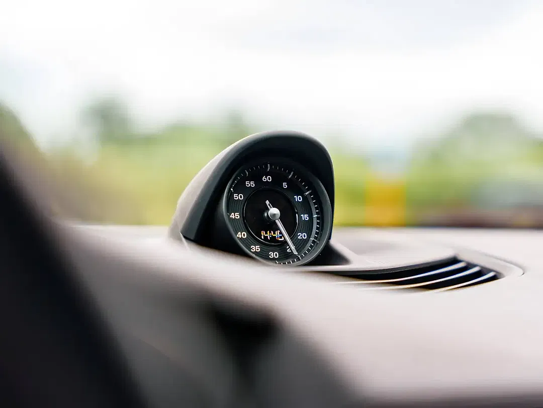 Porsche Taycan Performance Sport Chrono Plus - Thumbnail 20