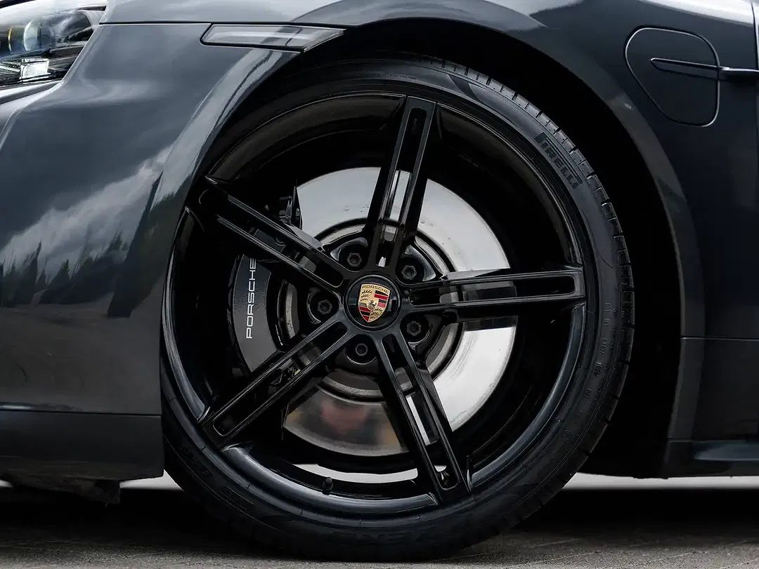 Porsche Taycan Performance Sport Chrono Plus - Thumbnail 7
