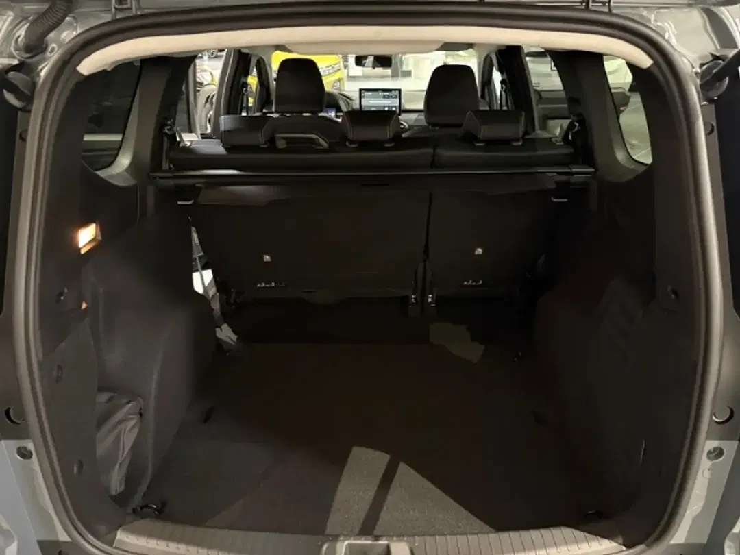 Dacia Jogger TCe Essential Journey - Thumbnail 11