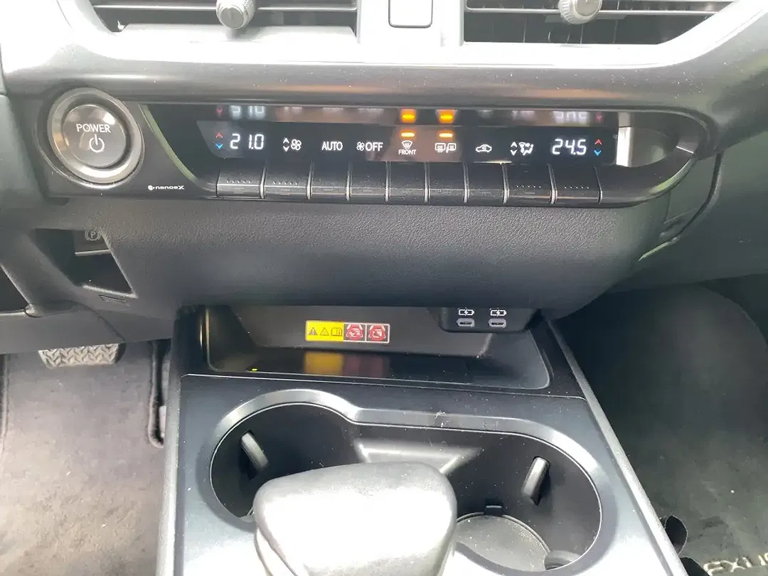 Lexus UX 250h AUT Style Edition - foto 15