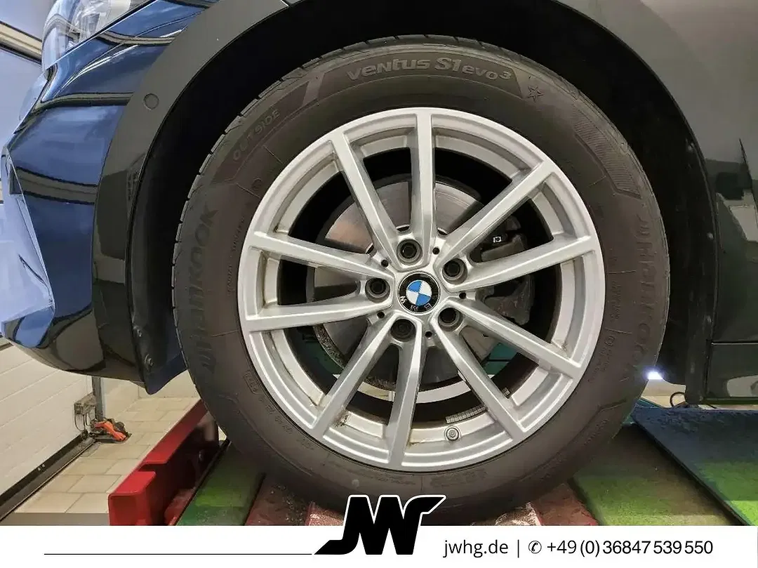 BMW 320 Touring - Thumbnail 5
