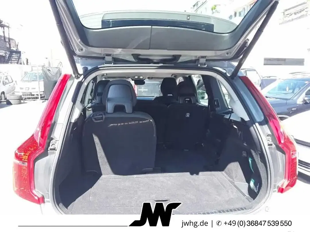 Volvo XC90 PHEV AWD Core - Thumbnail 3