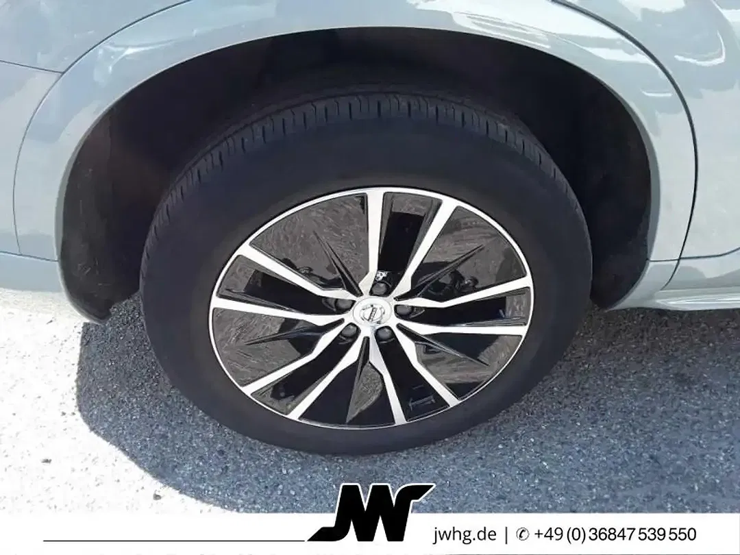 Volvo XC90 PHEV AWD Core - Thumbnail 8