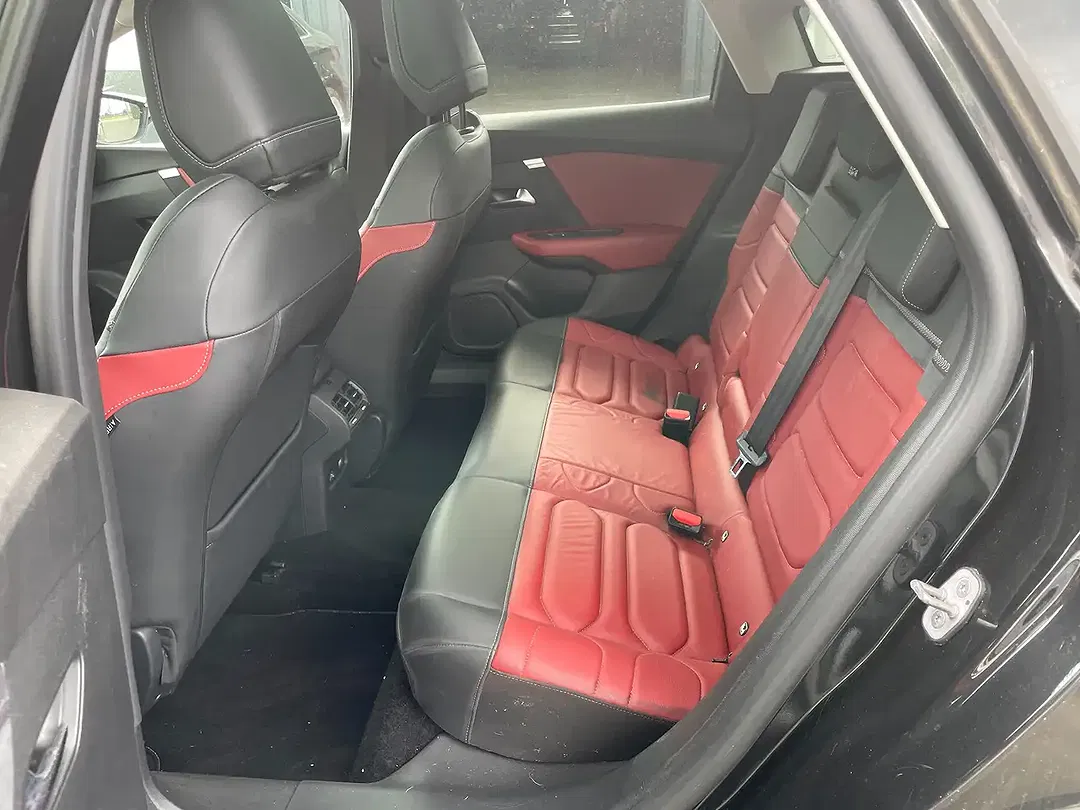 Citroen C4 EAT8 Shine - Thumbnail 13