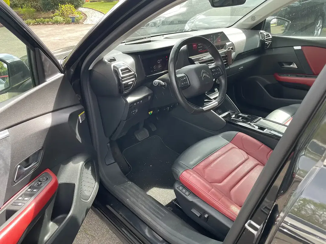 Citroen C4 EAT8 Shine - Thumbnail 9