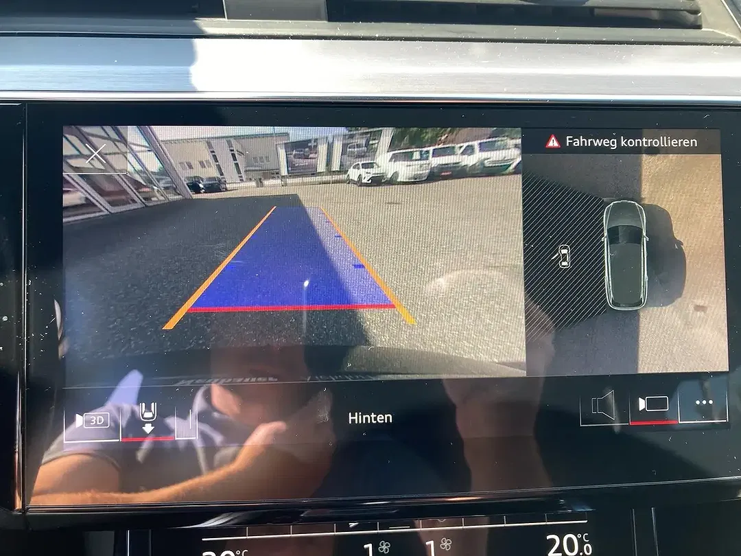 Audi e-tron 50 quattro - Thumbnail 13