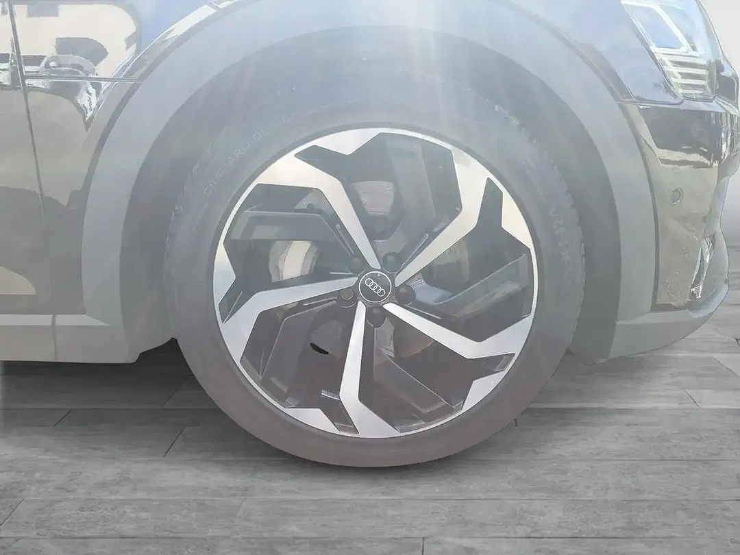 Audi e-tron 50 quattro - Thumbnail 6