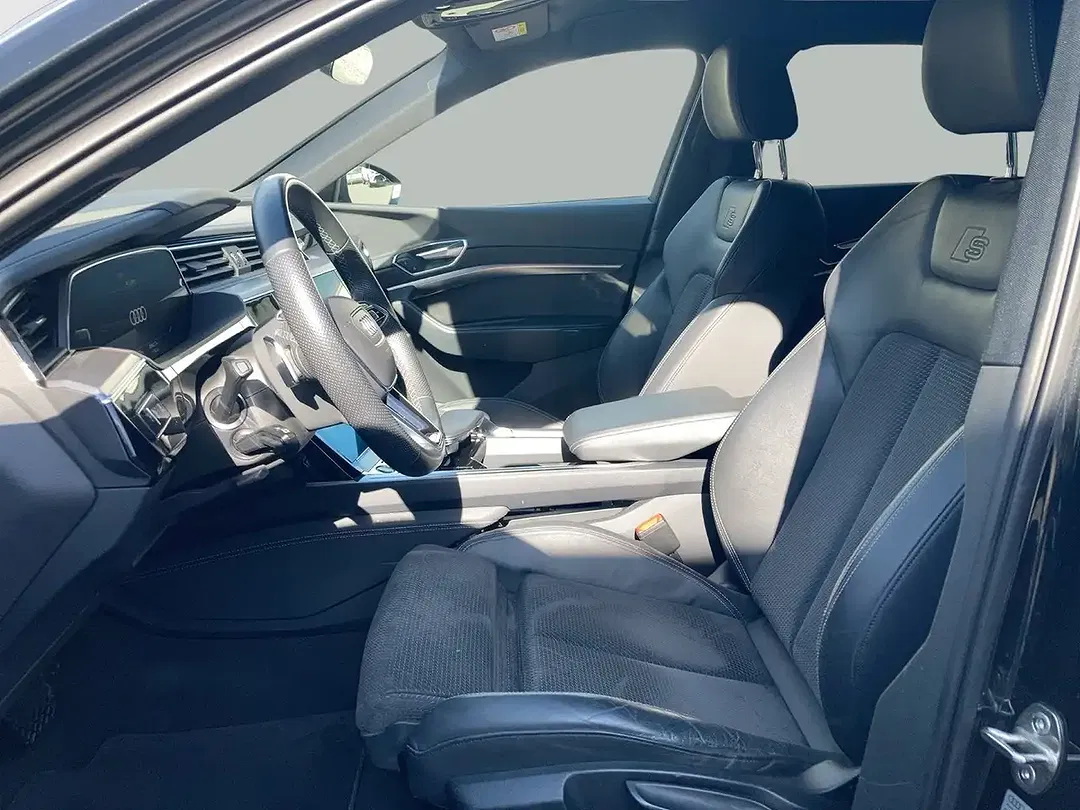 Audi e-tron 50 quattro - Thumbnail 8
