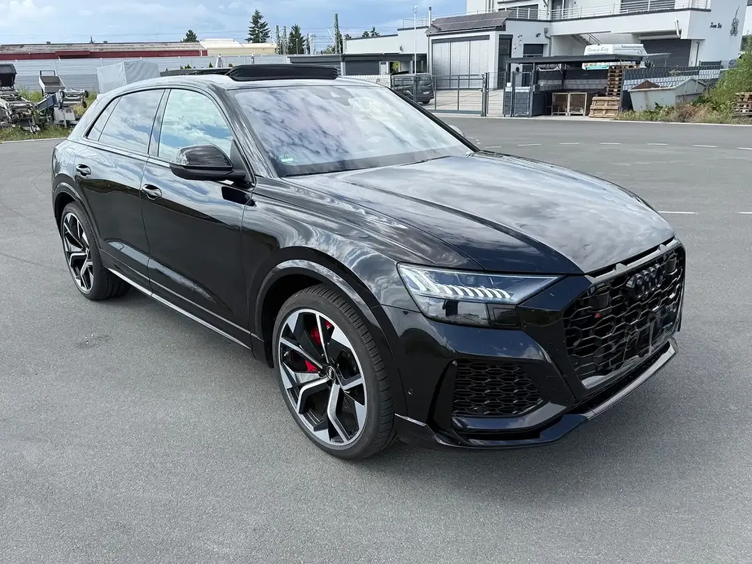 Audi RS Q8 4.0 - Thumbnail 3