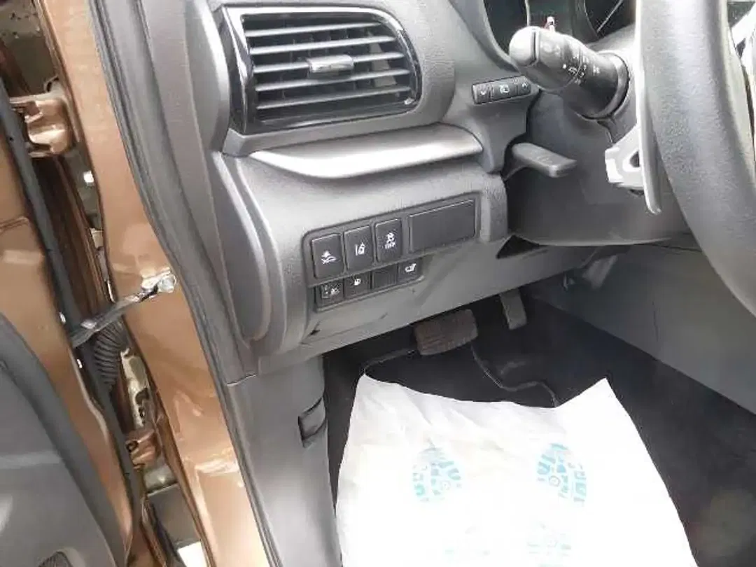 Mitsubishi Eclipse Cross 2.4 PHEV Hybrid Basis - foto 15