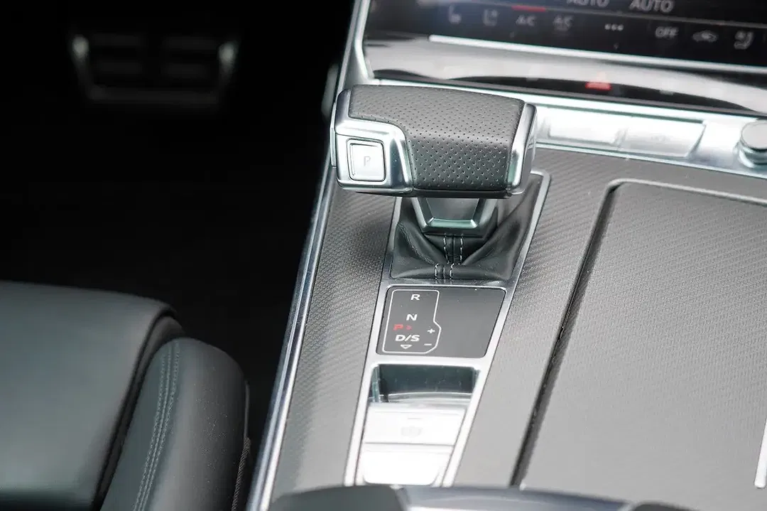 Audi RS7 4.0 TFSI quattro RS Sportback - Thumbnail 7