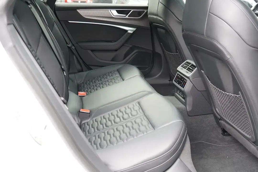 Audi RS7 4.0 TFSI quattro RS Sportback - Thumbnail 5