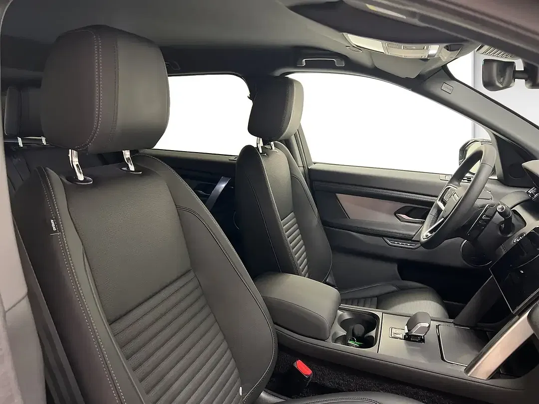 Land Rover Discovery Sport P270e 4x4 Hybrid Dynamic SE - Thumbnail 6