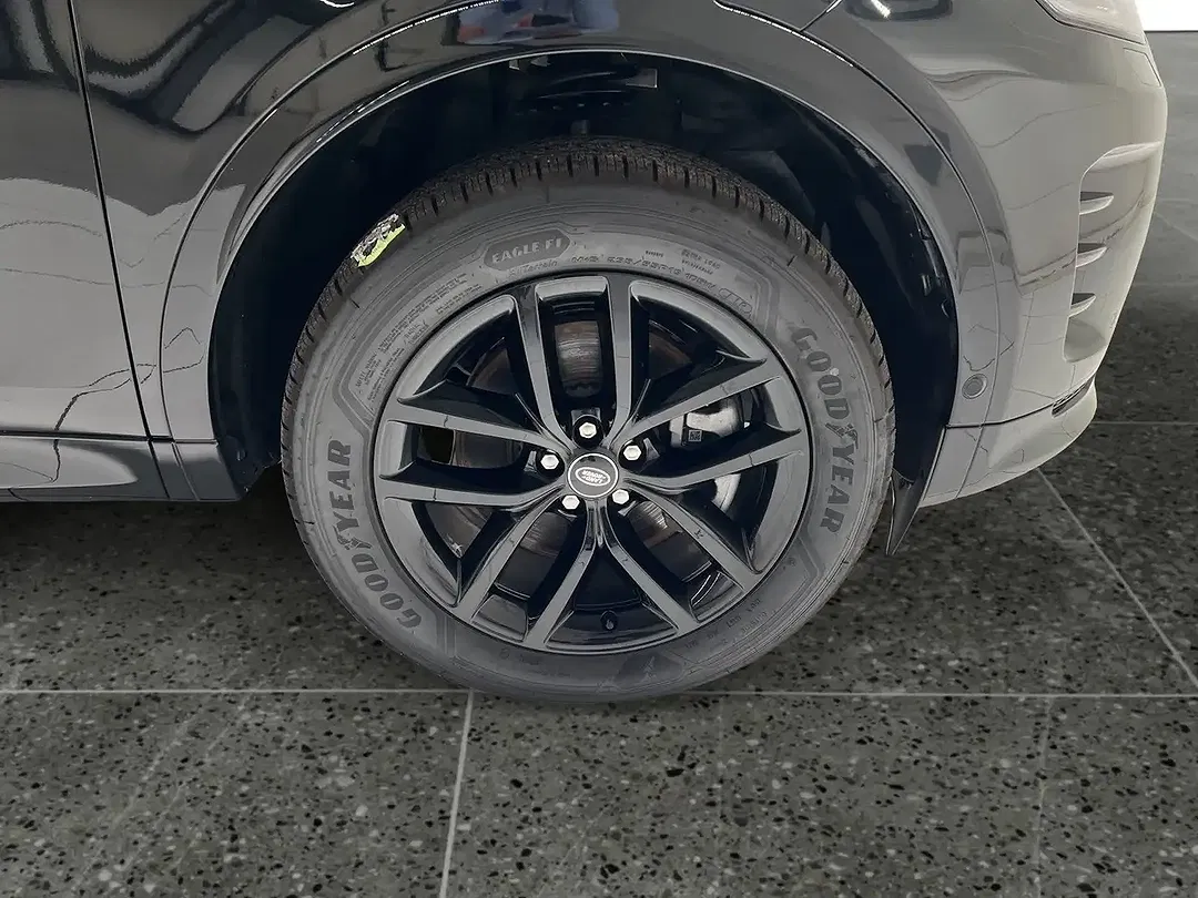 Land Rover Discovery Sport P270e 4x4 Hybrid Dynamic SE - Thumbnail 9