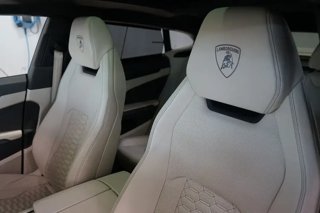 Lamborghini Urus - Thumbnail 10