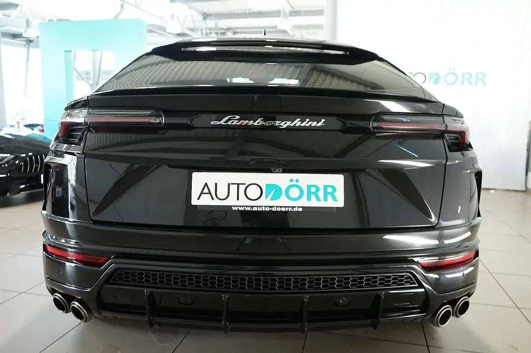 Lamborghini Urus - Thumbnail 4