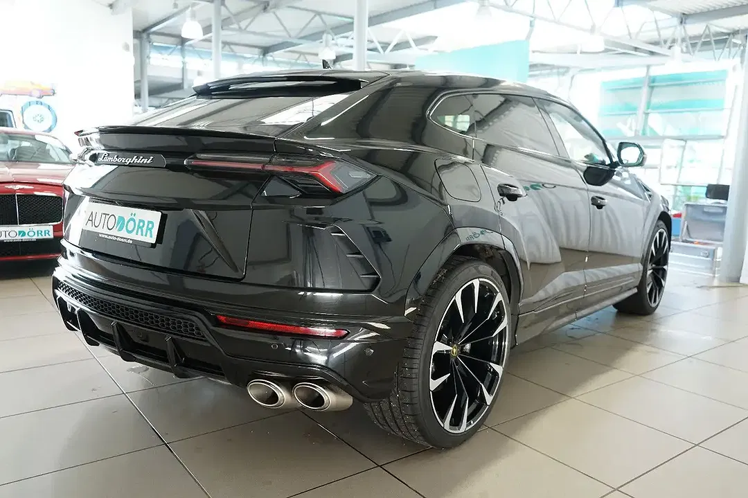 Lamborghini Urus - Thumbnail 5