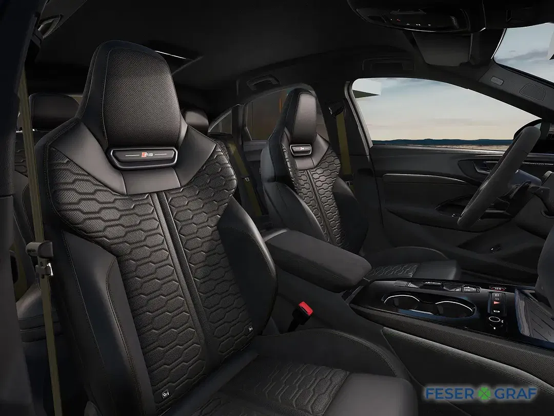 Audi RS5 Pro - Thumbnail 8