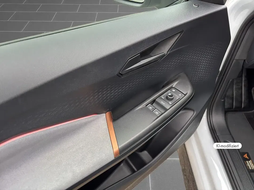 CUPRA Born - Thumbnail 13