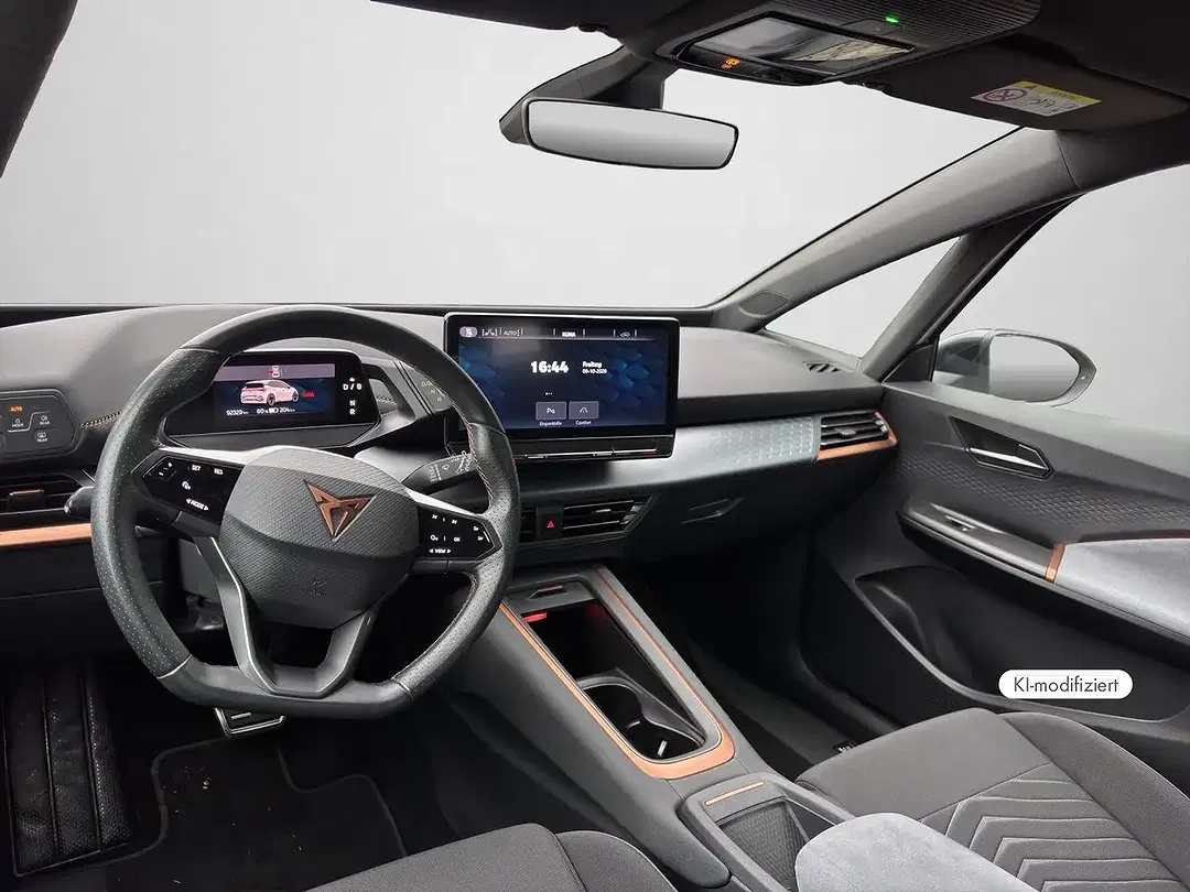 CUPRA Born - Thumbnail 3
