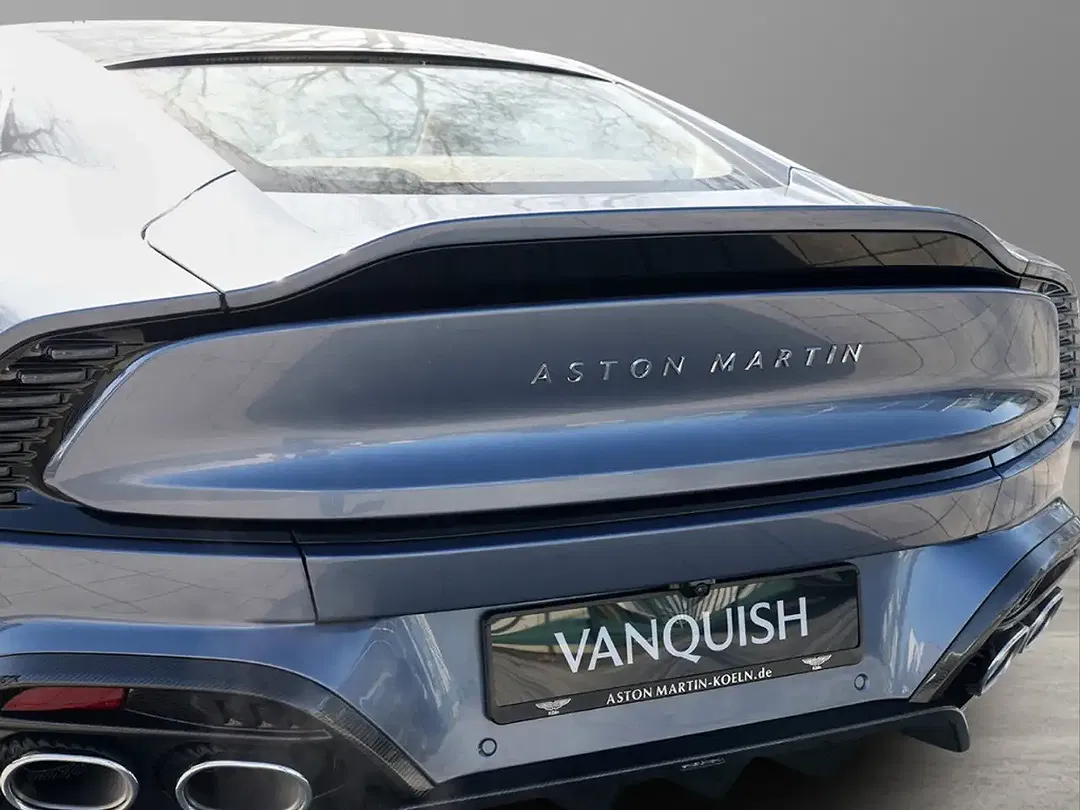 Aston Martin Vanquish V12 - Thumbnail 17