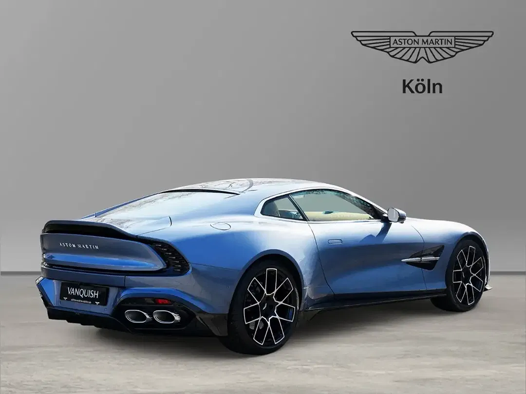 Aston Martin Vanquish V12 - Thumbnail 4