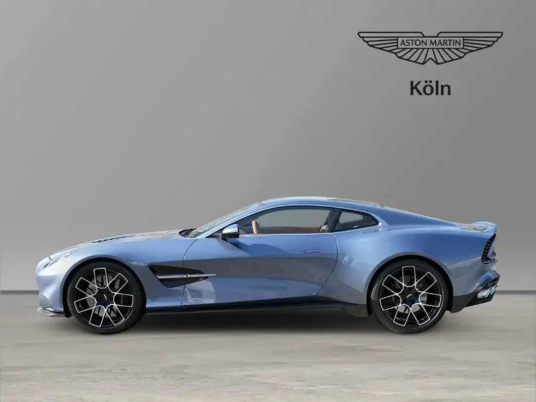 Aston Martin Vanquish V12 - Thumbnail 7