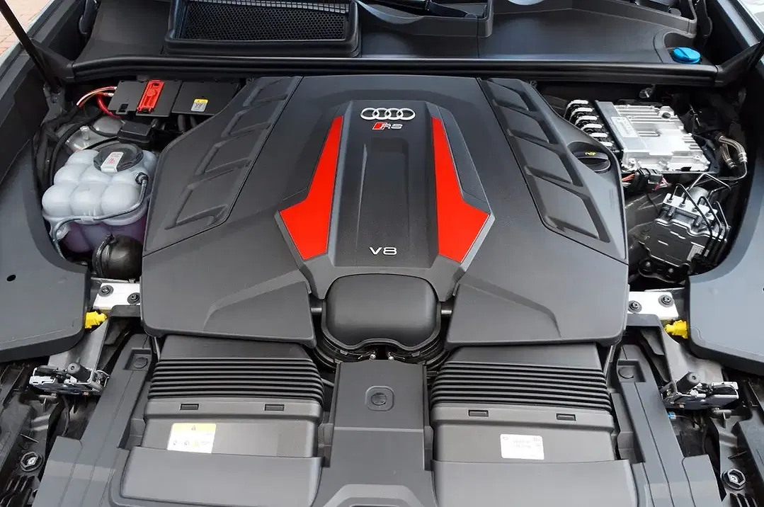 Audi RS Q8 performance advanced - foto 28