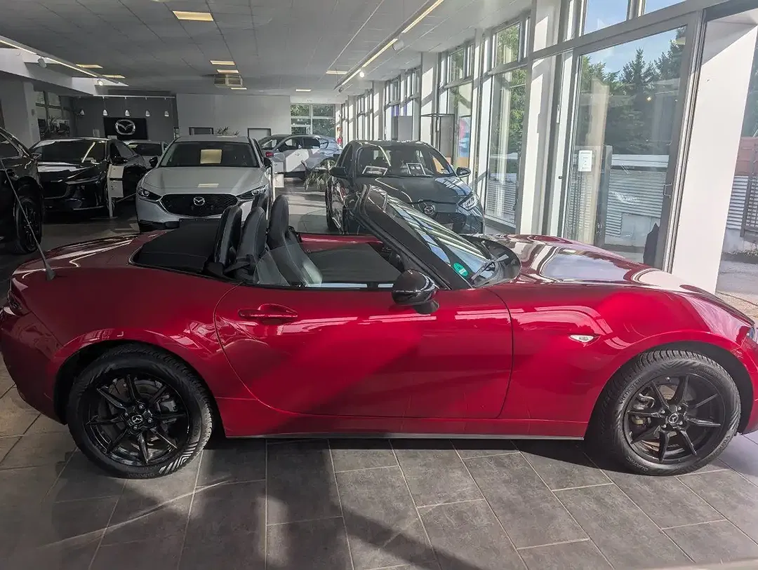 Mazda MX-5 1.5 Advantage - Thumbnail 11