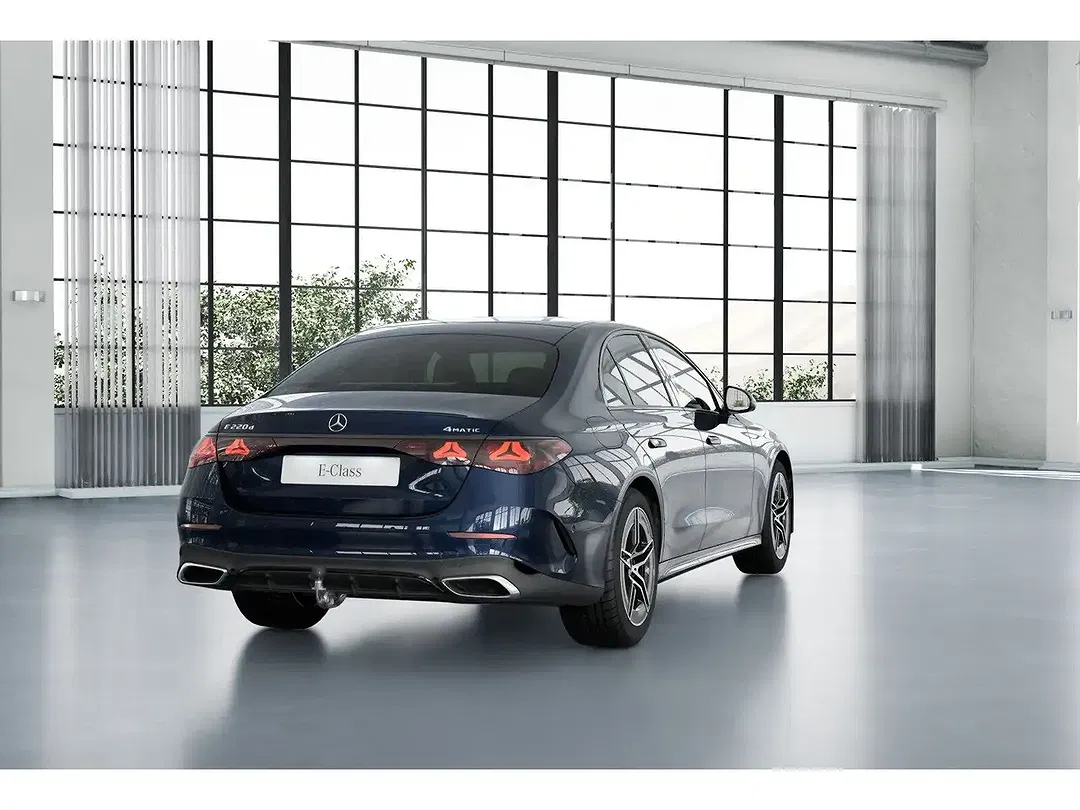 Mercedes-Benz E 220 4MATIC - Thumbnail 12