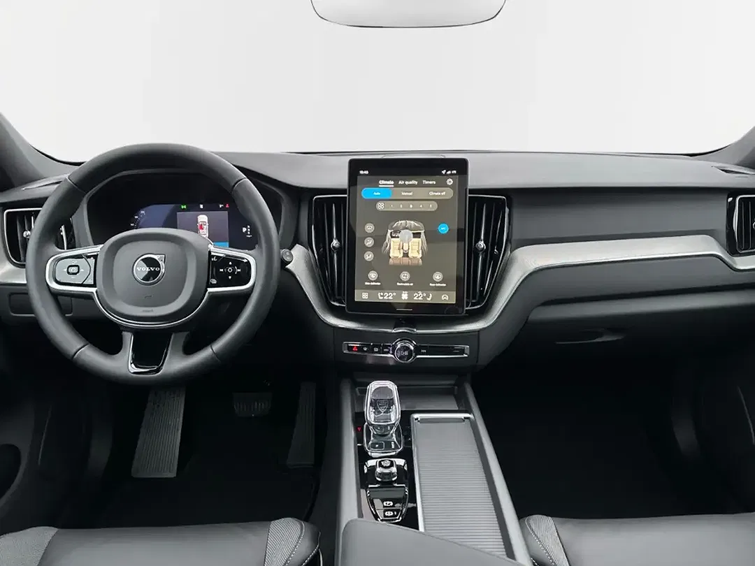 Volvo XC60 B5 AWD Plus Black Edition - Thumbnail 4