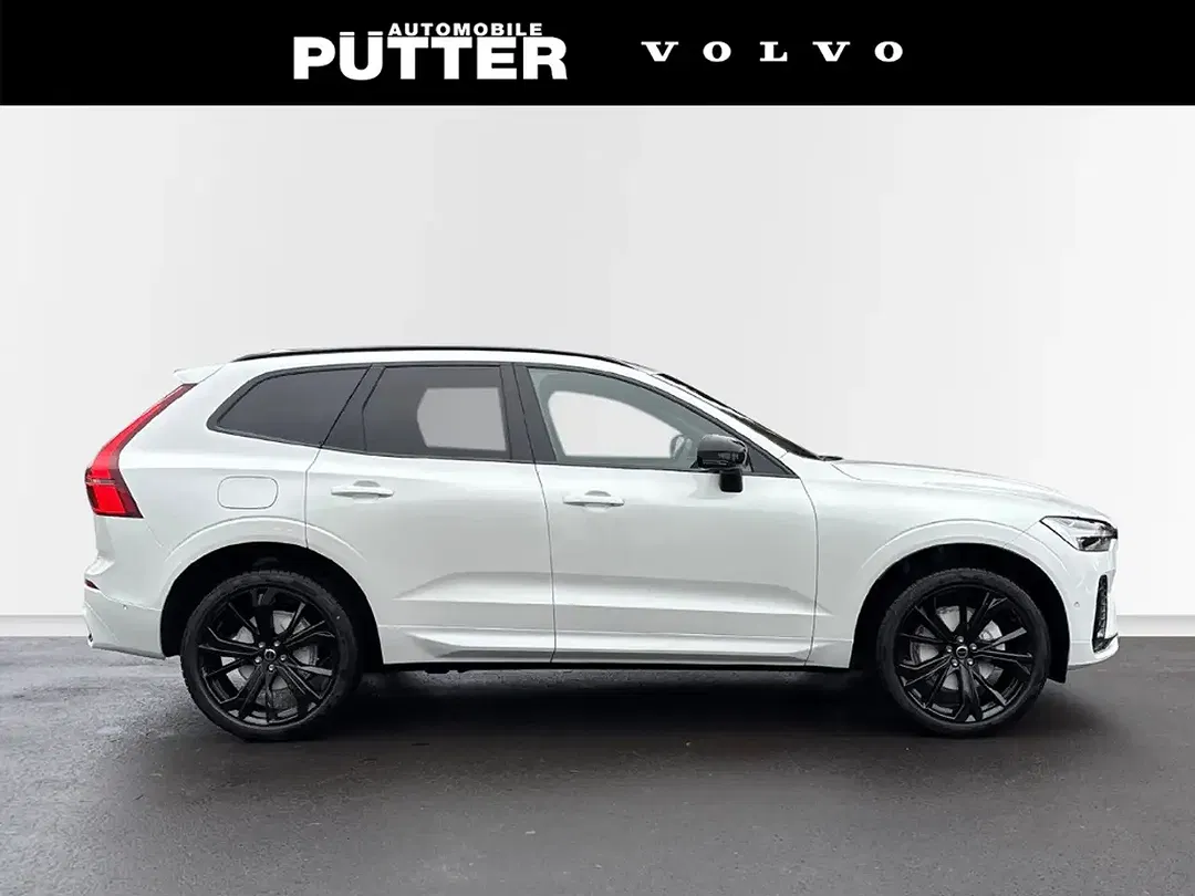 Volvo XC60 B5 AWD Plus Black Edition - Thumbnail 6