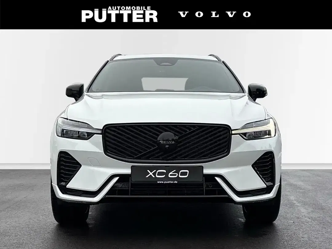Volvo XC60 B5 AWD Plus Black Edition - Thumbnail 8
