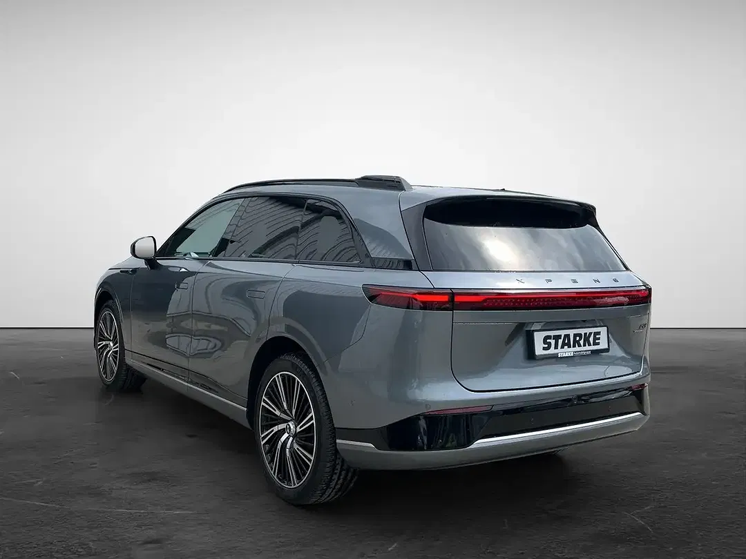 Xpeng G9 AWD Performance - Thumbnail 3