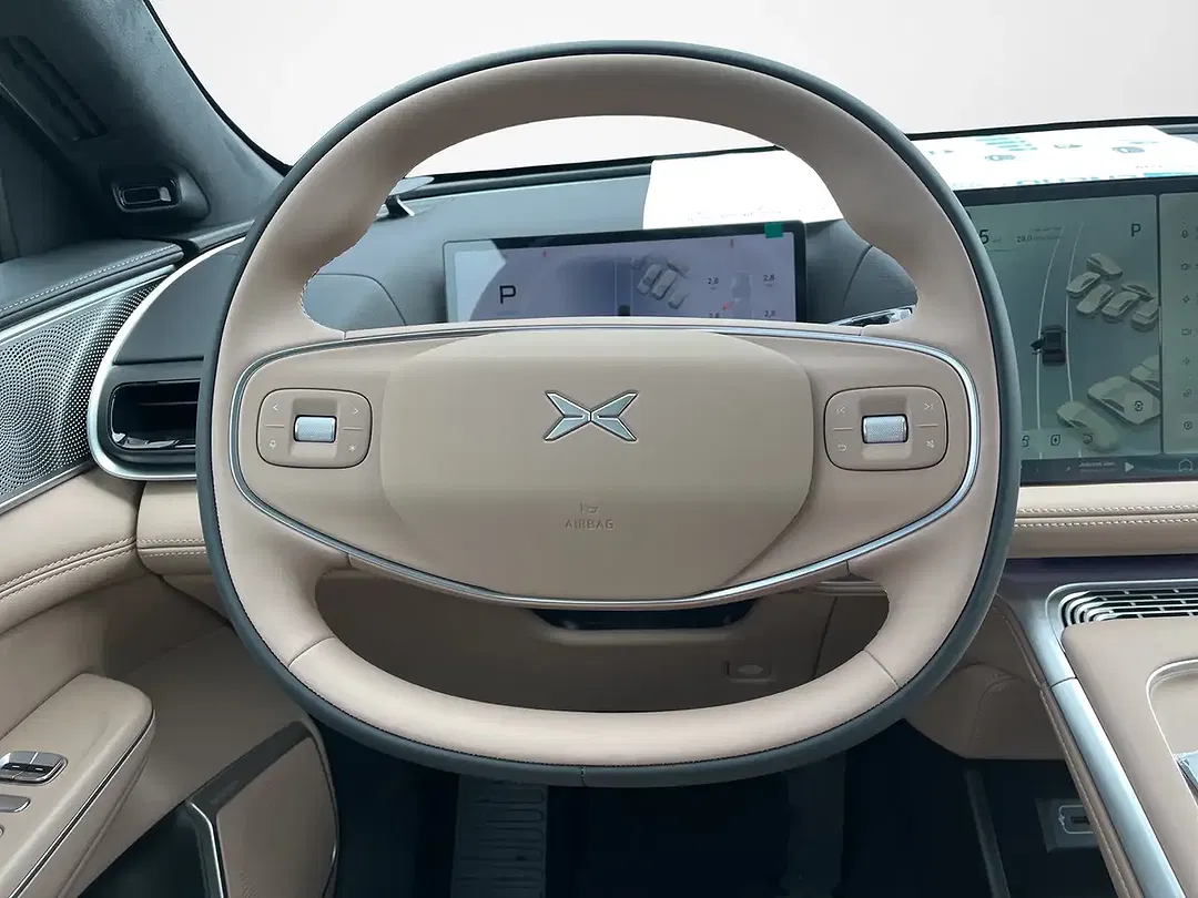 Xpeng G9 AWD Performance - Thumbnail 8