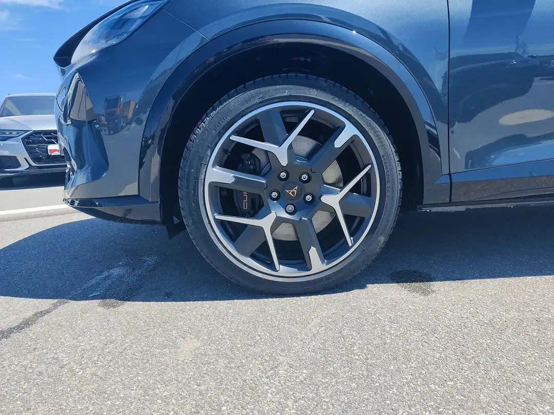 CUPRA Formentor TSI DSG Matrix LED VZ2 - Thumbnail 8