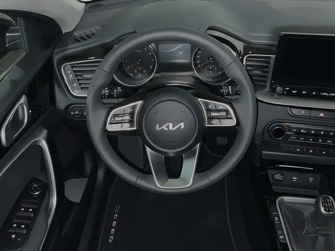 Kia XCeed 1.5 T-GDI Vision - Thumbnail 13