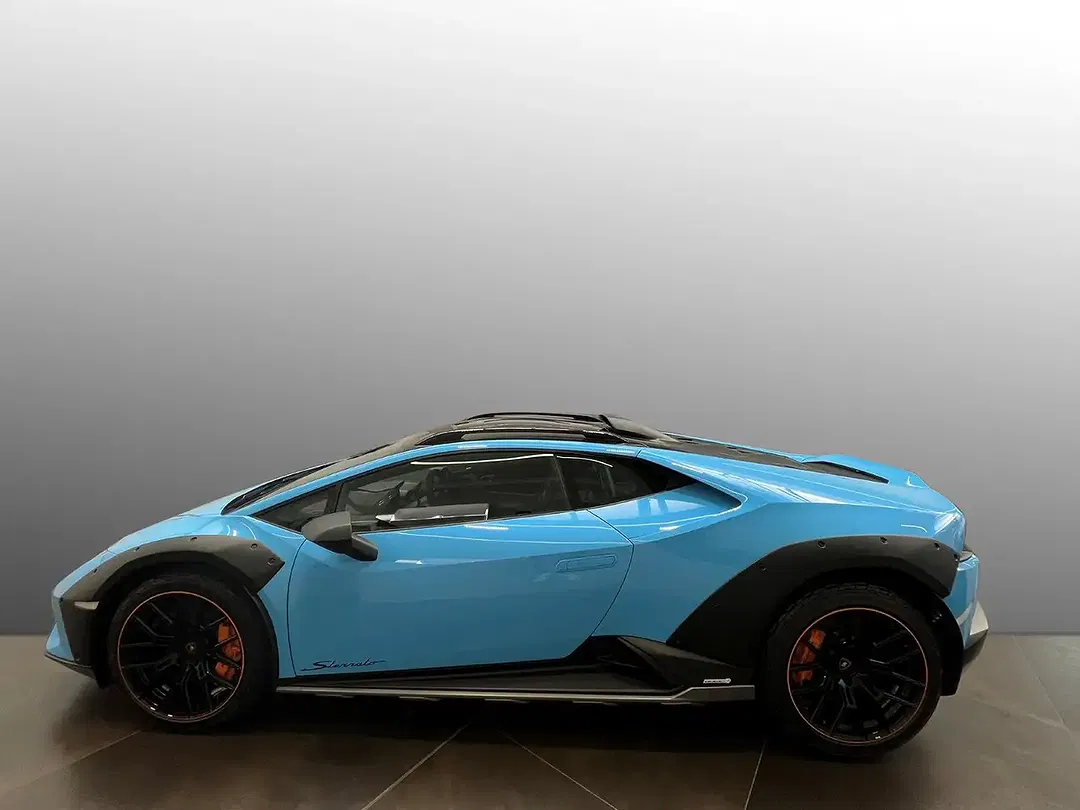 Lamborghini Huracán Sterrato - Thumbnail 3