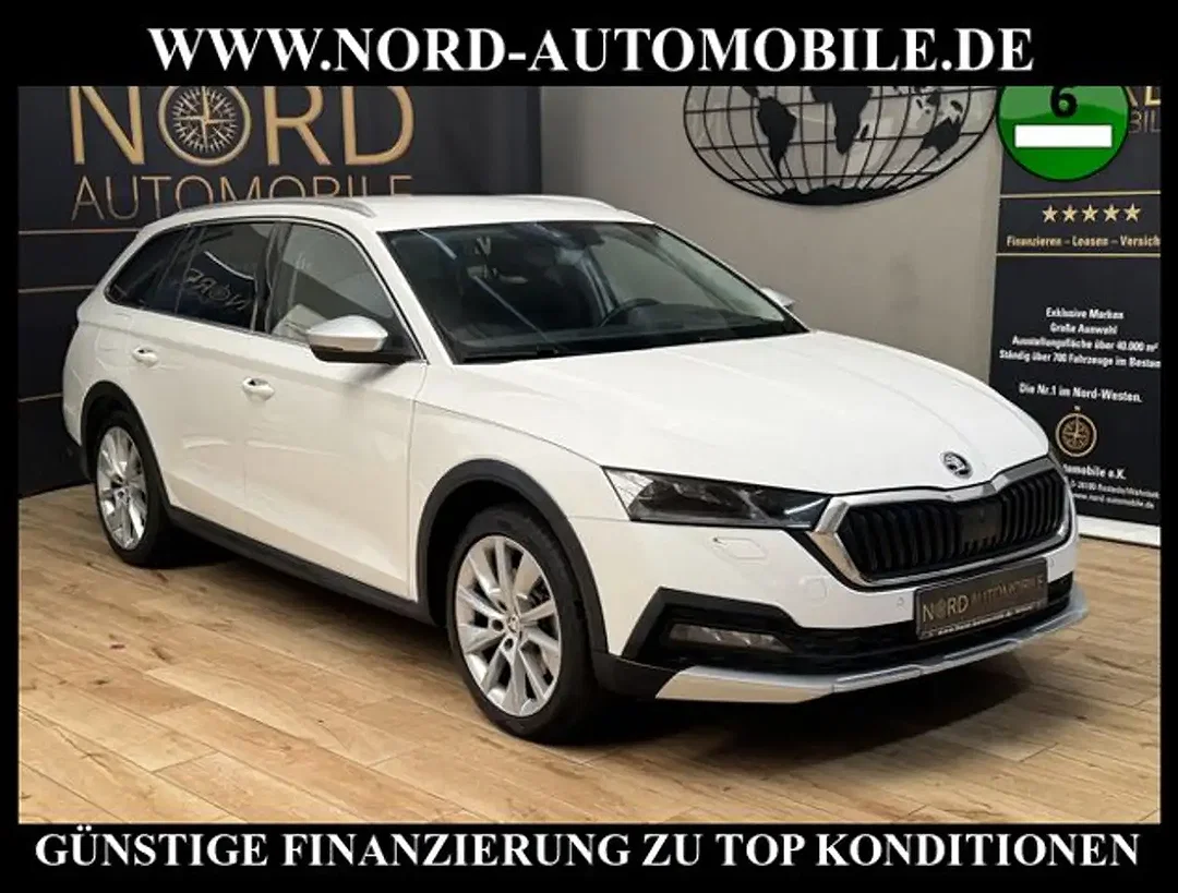 Skoda Octavia 2.0 TDI DSG Scout Combi - Afbeelding 1