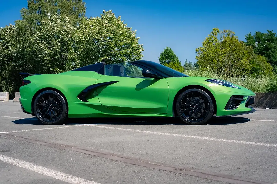 Corvette C8 Stingray Convertible 3LT - Thumbnail 13