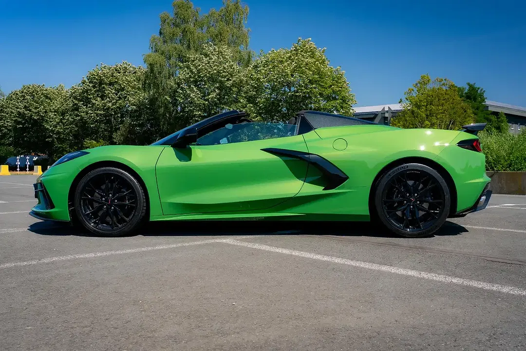 Corvette C8 Stingray Convertible 3LT - Thumbnail 7