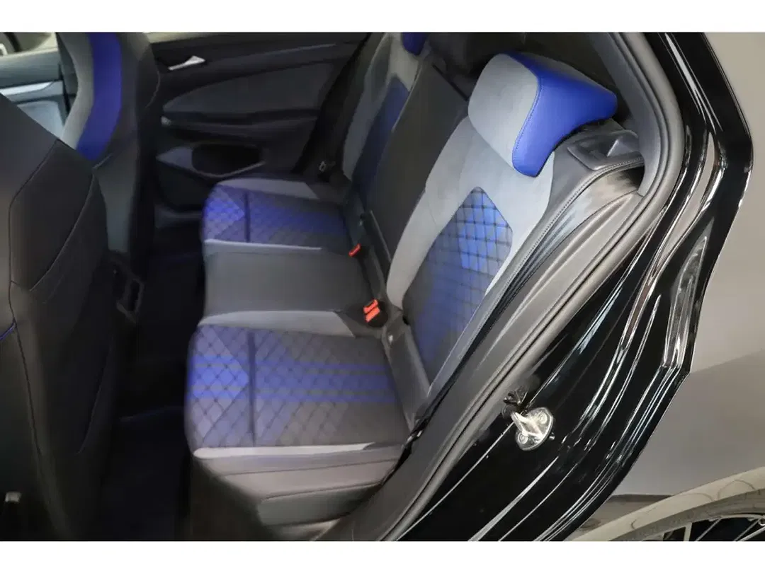 Volkswagen Golf R 2.0 TSI 4Motion Black Edition - Thumbnail 16