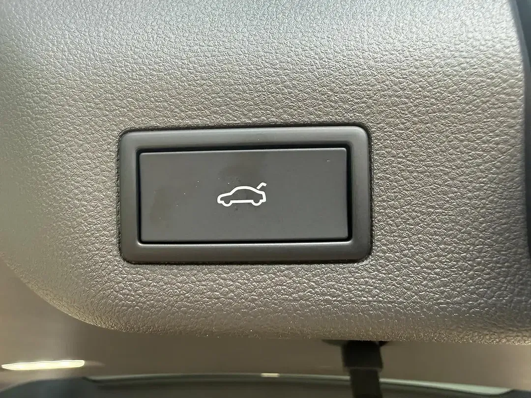 Volkswagen T7 Multivan eHybrid 4Motion Edition - Thumbnail 12