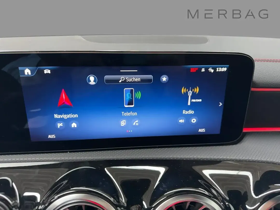 Mercedes-Benz CLA 200 AMG Line - Thumbnail 10