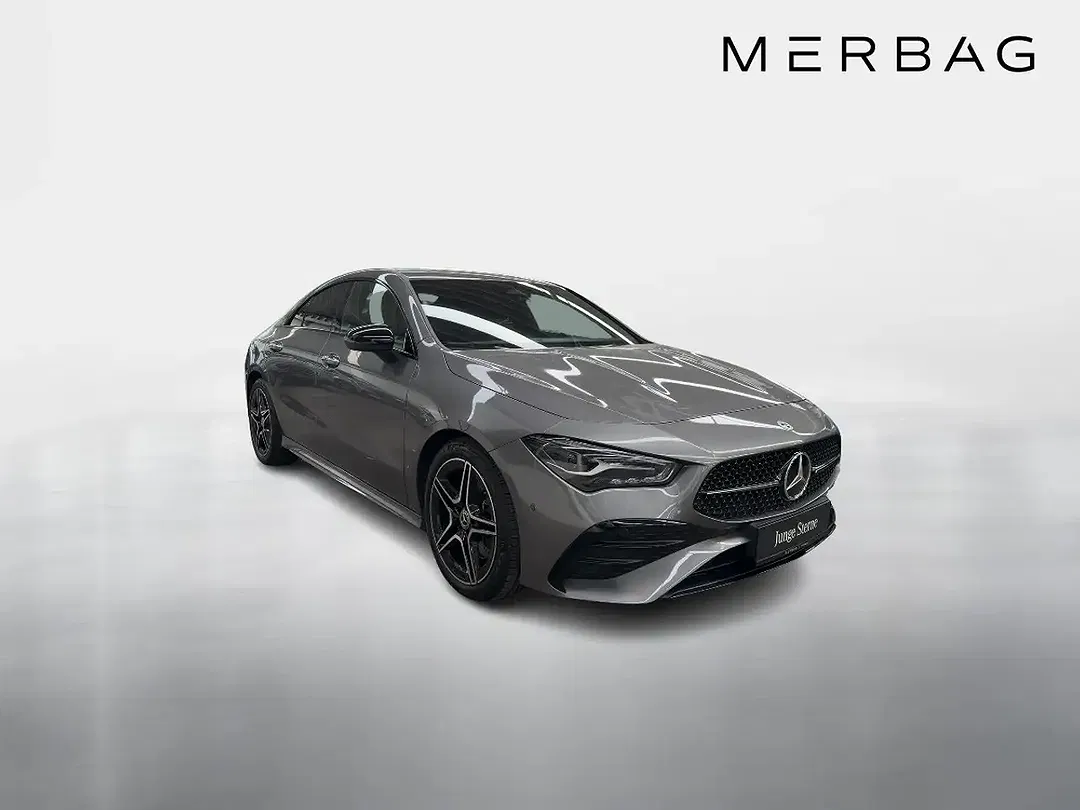Mercedes-Benz CLA 200 AMG Line - Thumbnail 4
