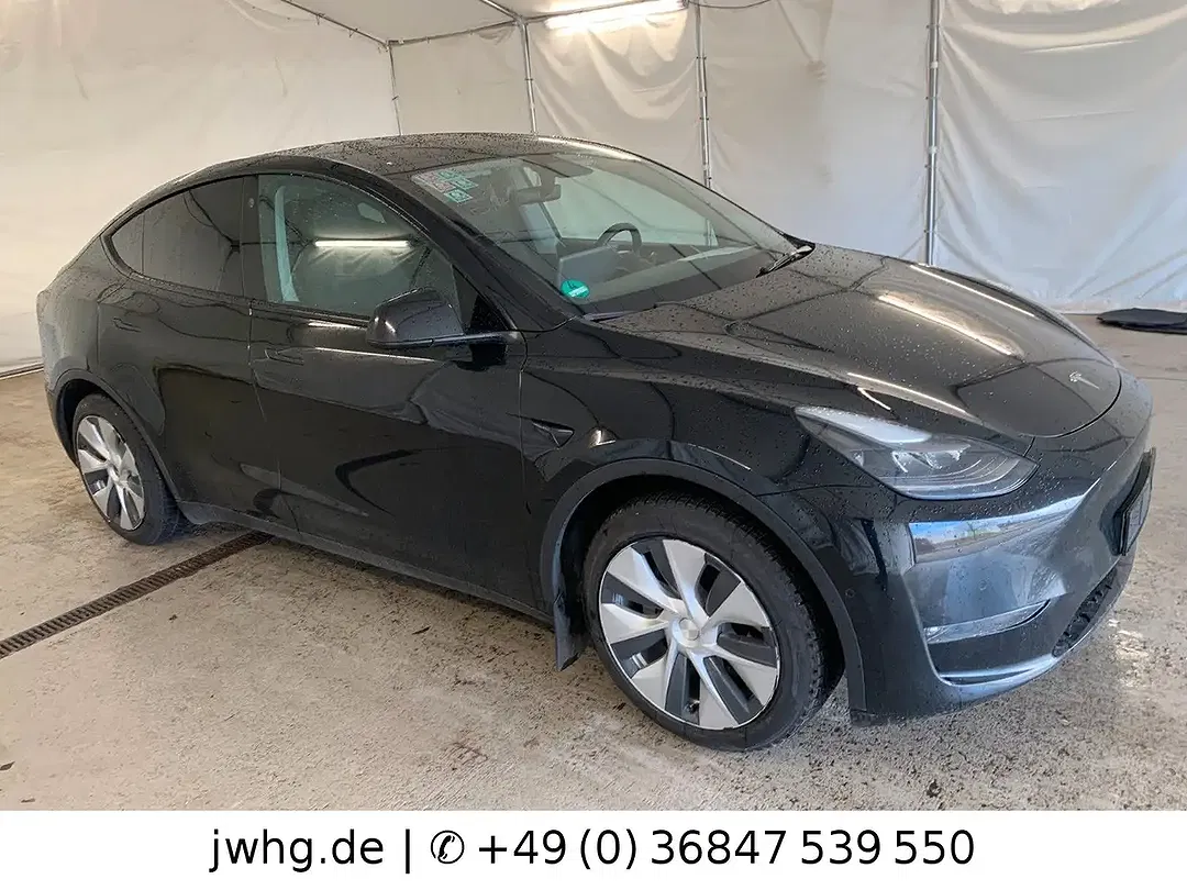 Tesla Model Y AWD Dual Motor Long Range - foto 2