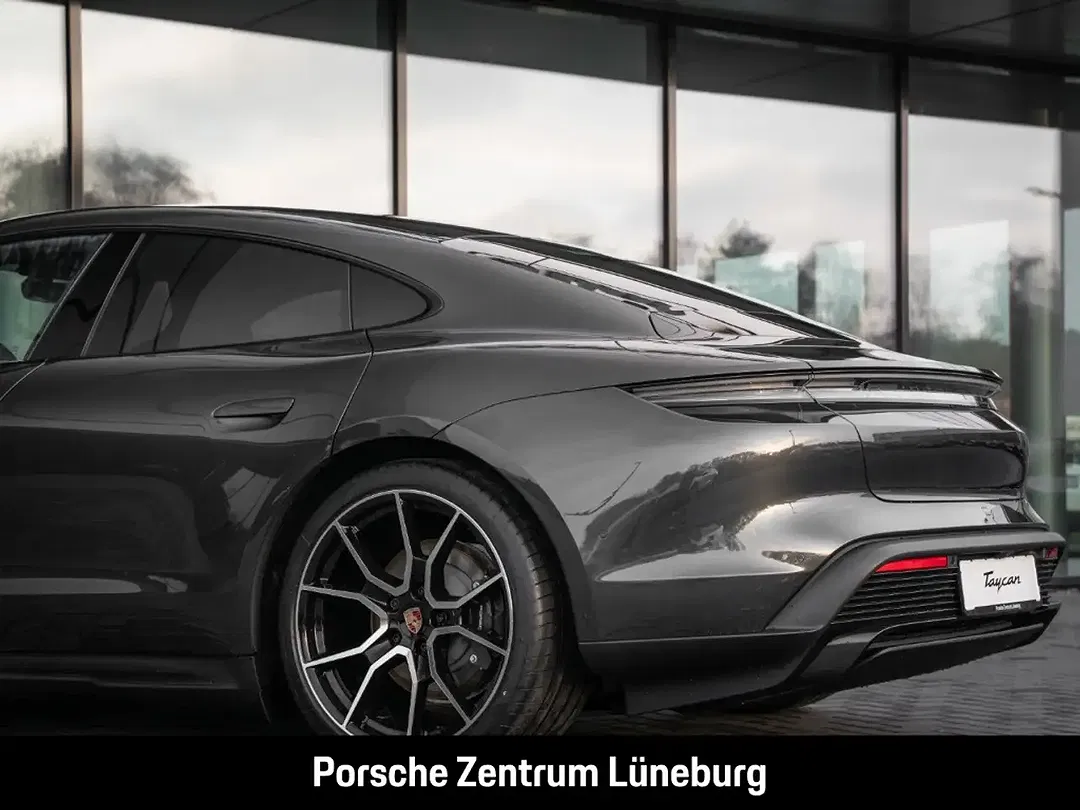 Porsche Taycan Edition - Thumbnail 14