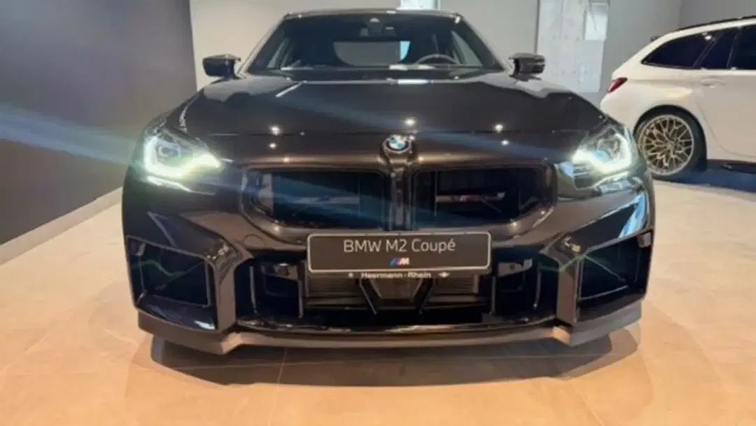 BMW M2 CS Coupe Edition - Thumbnail 3
