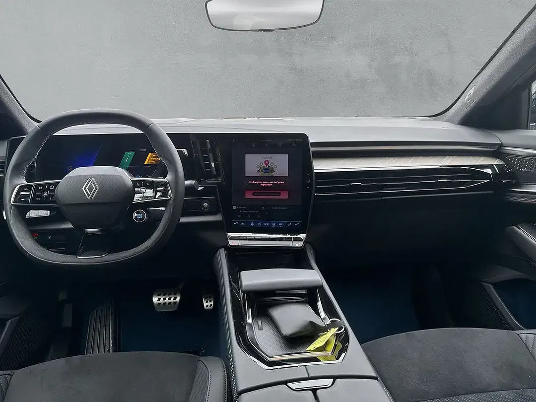 Renault Rafale E-Tech PHEV 4x4 - Thumbnail 13